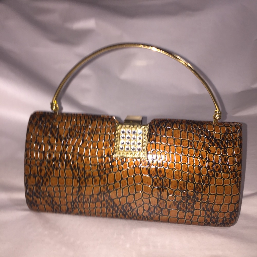 Nwot Rubberized Python Embossed Leather Clutch - image 3